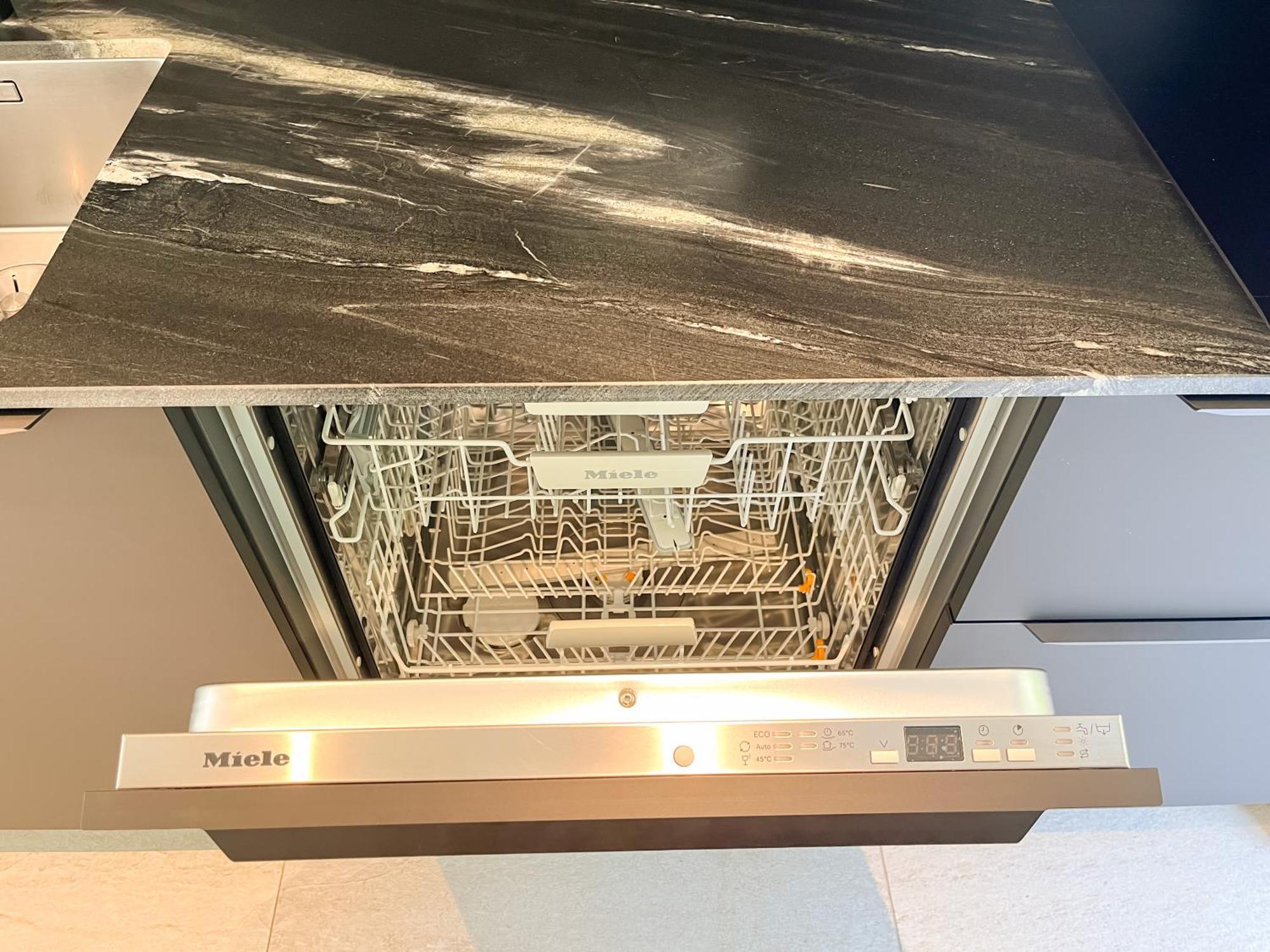 Garden Apartment Untermuehle Μπρεσανόνε Εξωτερικό φωτογραφία